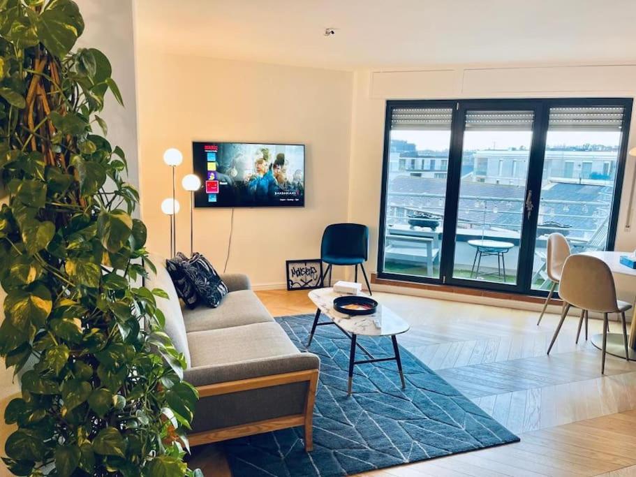 Luxury 1 Bedroom In Center With Terrace & Parking-51b Appartement *